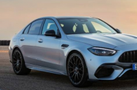 梅赛德斯AMG C63 S E高性能车采用混合动力系统在全球首次亮相
