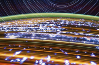 宇航局宇航员分享了在太空中拍摄的令人难以置信的星轨照片