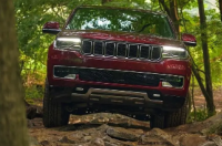 2023JeepAvenger首先看看ICE驱动的婴儿吉普车