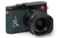 詹姆斯邦德特别版相机在佳士得拍卖会上以30000英镑成交