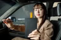 LG Display推出可隐藏在汽车内饰中的薄型扬声器