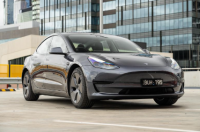 特斯拉Model3在2023年接收简化的内饰和其他更新