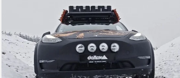 Delta4x4特斯拉ModelY越野车在雪地里证明了它的勇气