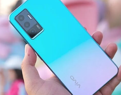 Vivo V23e智能手机现已上市销售