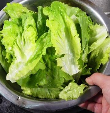 家常版蚝油生菜,简单又好吃,精彩美食、持续更新~