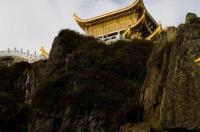 峨眉和峨眉山有区别吗？ 峨眉山