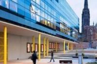 英国考文垂大学新加坡分校申请条件是什么？专业推荐都有啥？ 英国考文垂大学新加坡分校