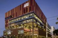 美国亚利桑那州立大学 亚利桑那州立大学是常春藤吗