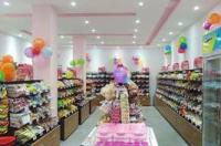 零食千寻在全国有多少家店？ 零食店加盟网