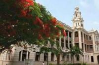 香港大学一年学费多少？ 香港大学商学院官网