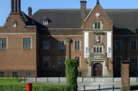 伯明翰国际机场的介绍？ 伯明翰机场到伯明翰大学