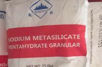 无水偏硅酸钠水溶性成透l明液体吗？ 无水偏硅酸钠的作用及用途