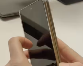 谷歌PixelFold的真实图像在5月10日发布前在线泄露