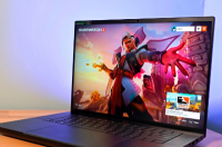 Razer Blade 16评论笔记本电脑中的神奇显示您可能会跳过