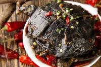 甲鱼怎么喂养什么食物？ 甲鱼吃什么食物如何喂