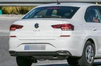 三厢版大众POLO实车，酷似小号迈腾，后排空间更大、更实用！ 大众polo有三厢车吗