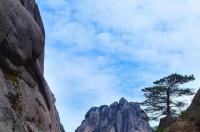 去黄山两个人三日游大概要多少钱啊？ 黄山旅游团报名三日游多少钱