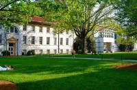 美国公立大学和私立大学有什么区别？ 埃默里大学学费多少