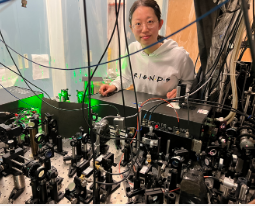 揭示量子系统动力学中的普遍物理学
