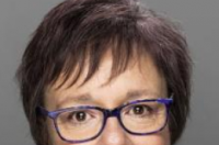 西伊利诺伊大学年轻的EOA主任