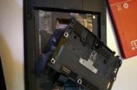 HTC one s能更换电池吗? htc one 拆机