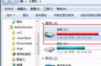 我想把电脑C盘的，除了电脑必须用的东西，全部删除，应该怎么操作？ c盘满了怎么删除没用的东西
