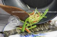 清蒸鲈鱼要放盐吗，清蒸鲈鱼怎么做好吃？ 鲈鱼照片