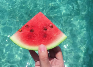吃水果可以幫助你保持水分嗎