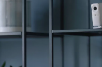 SimpliSafe的最新安全摄像头增加了人工智能和可选的24/7现场警卫保护