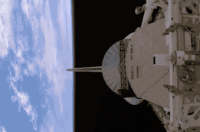 IMAX摄影机首次在太空拍摄40周年