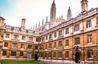 英国留学硕士跟数学相关的专业有哪些？ 英国留学机构哪个专业