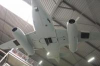 空空导弹，由飞机发射攻击其他空中目标的导弹