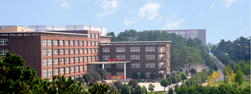 信阳学院，中国河南省信阳市河南教育厅主管的民办高校