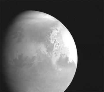 天问一号，执行中国首次火星探测任务的探测器