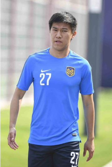杨家威，前中国男子职业足球运动员
