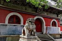 戒台寺，始建于唐武德五年的寺院