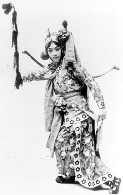 儿女英雄传，清代满族文学家文康著古典小说