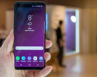 三星Galaxy S9一款配备强大的骁龙845八核处理器的高端智能手机