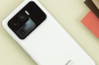 小米正准备发布一款名为Mi 11 Ultra的新手机