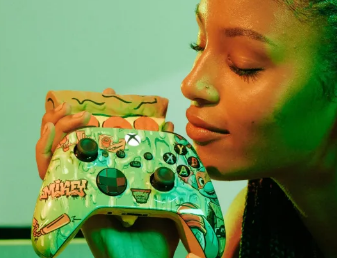 微软最新的Xbox营销噱头是披萨味控制器