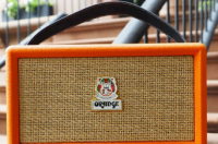 Orange Amps的便携式蓝牙扬声器因坚持基础设计而大放异彩