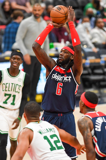 蒙特雷斯·哈雷尔，现役美国职业篮球联赛（NBA）运动员
