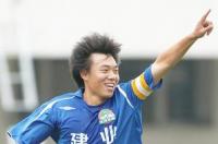 陆峰，前中国男子职业足球运动员