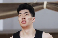 余嘉豪，中国男子职业篮球运动员
