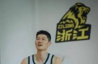 胡金秋，中国职业男子篮球运动员
