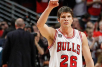 凯尔·科沃尔，NBA退役球员、亚特兰大老鹰队主管