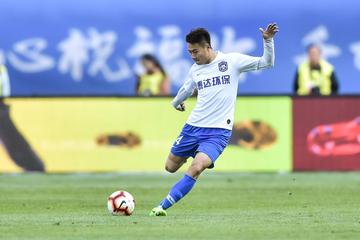 杨帆，中国男子职业足球运动员