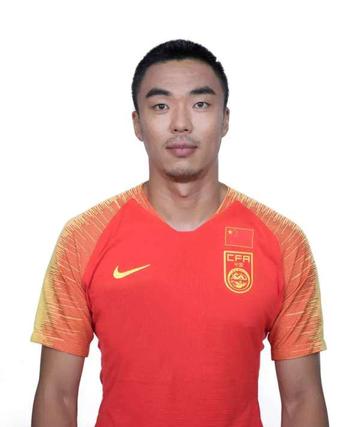 赵旭日，前中国国家男子足球队球员