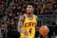 伊曼·香珀特，美国职业篮球联赛（NBA）球员