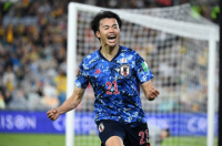 三笘薰，日本男子国家足球队中场